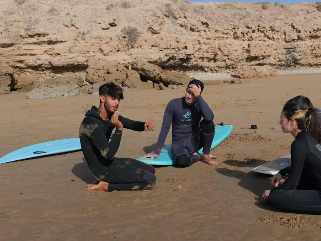 Taghoba Surf House Vandrarhem Tamraght Exteriör bild