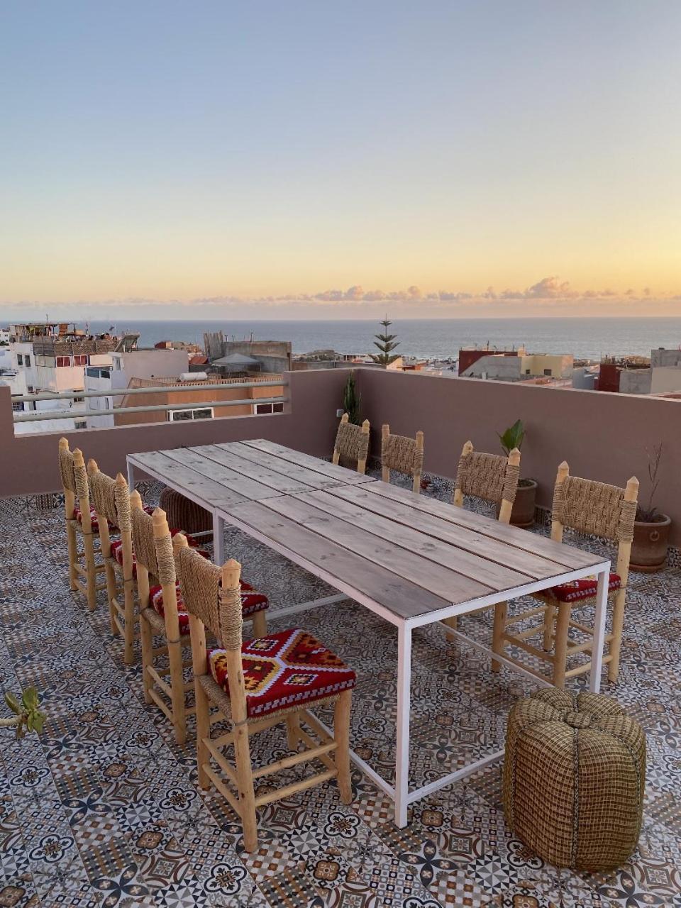 Taghoba Surf House Vandrarhem Tamraght Rum bild
